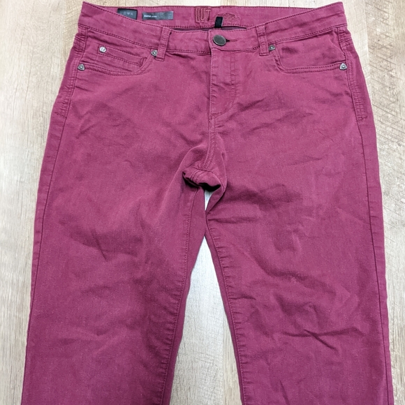 Kut from the Kloth Magenta Jeans - Picture 2 of 8